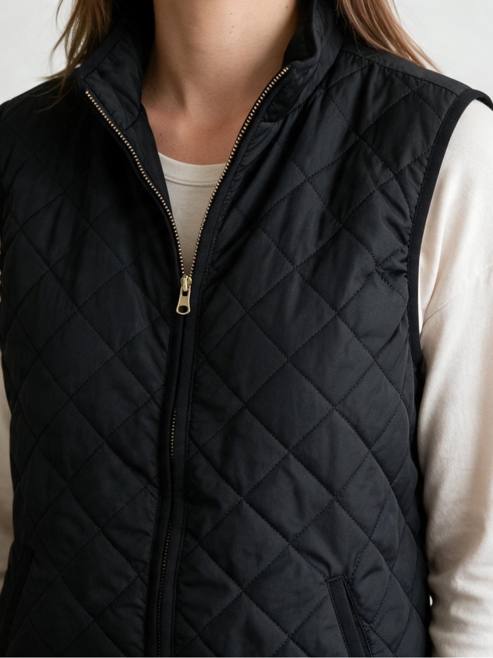 Old Navy Women’s Black Quilted Sleeveless Vest Gold Zipper Size XL